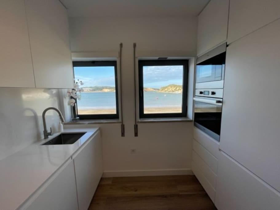 Apartamento Em Frente A Praia Сан-Мартинью-ду-Порту Экстерьер фото